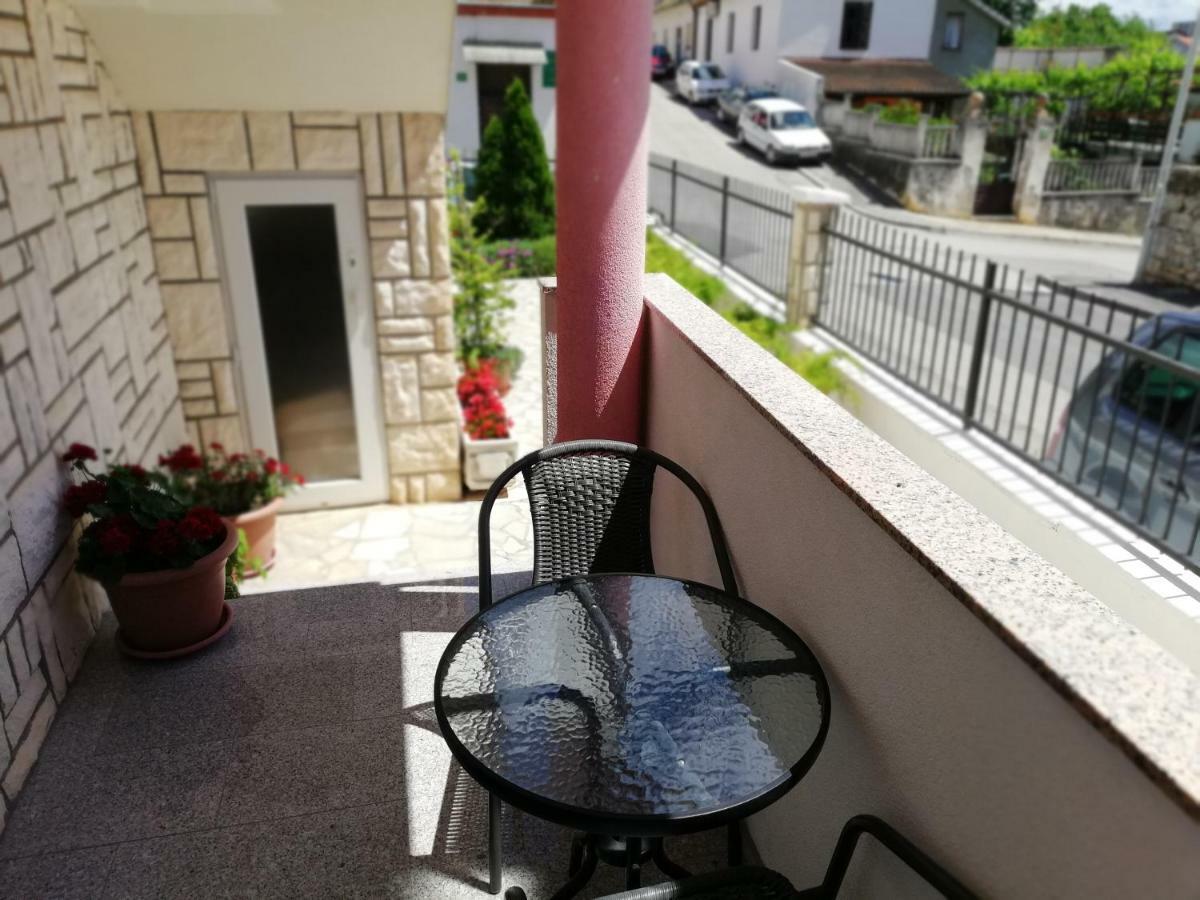 Jan 5 Apartman Póla Kültér fotó